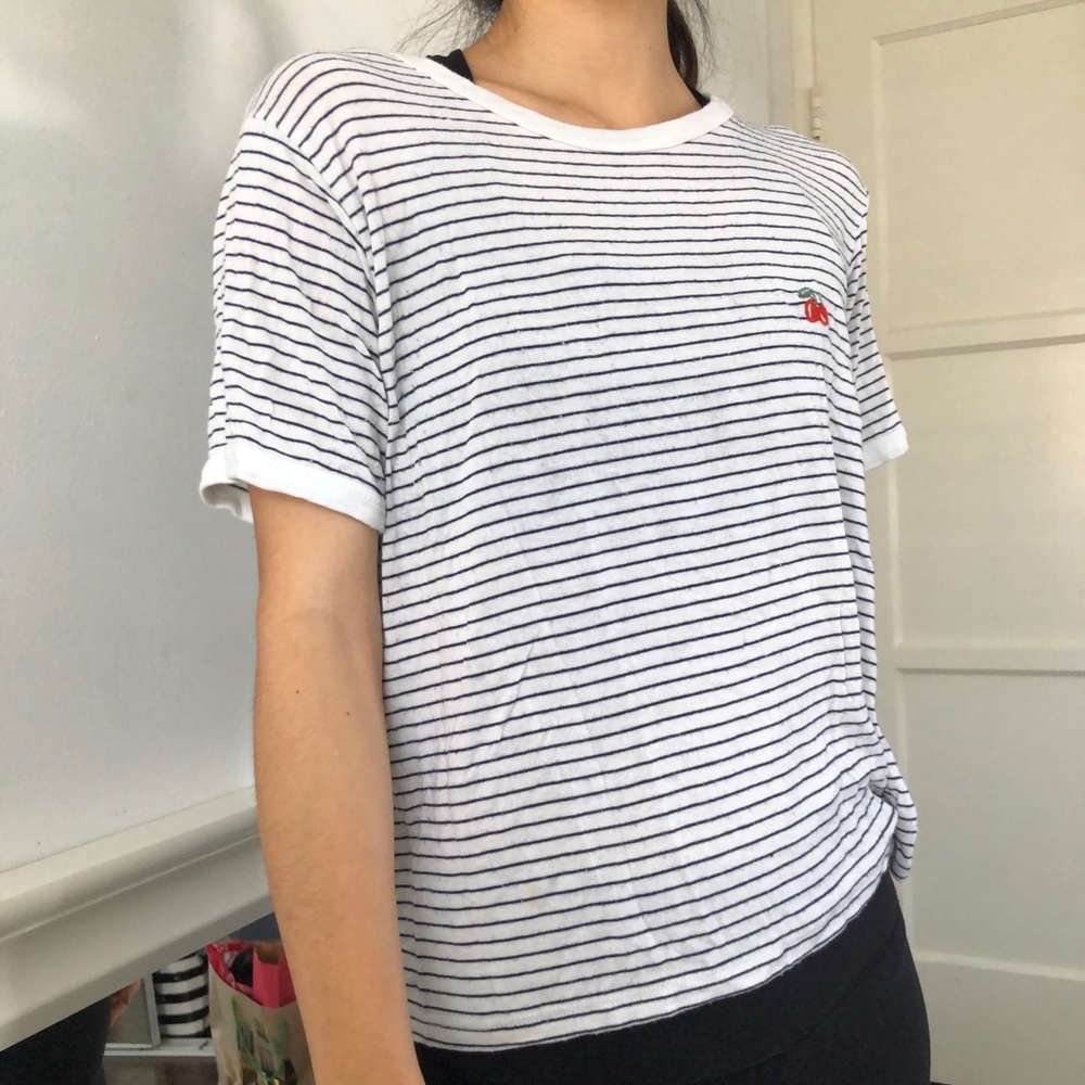 Brandy Melville striped T-shirt ONESIZE